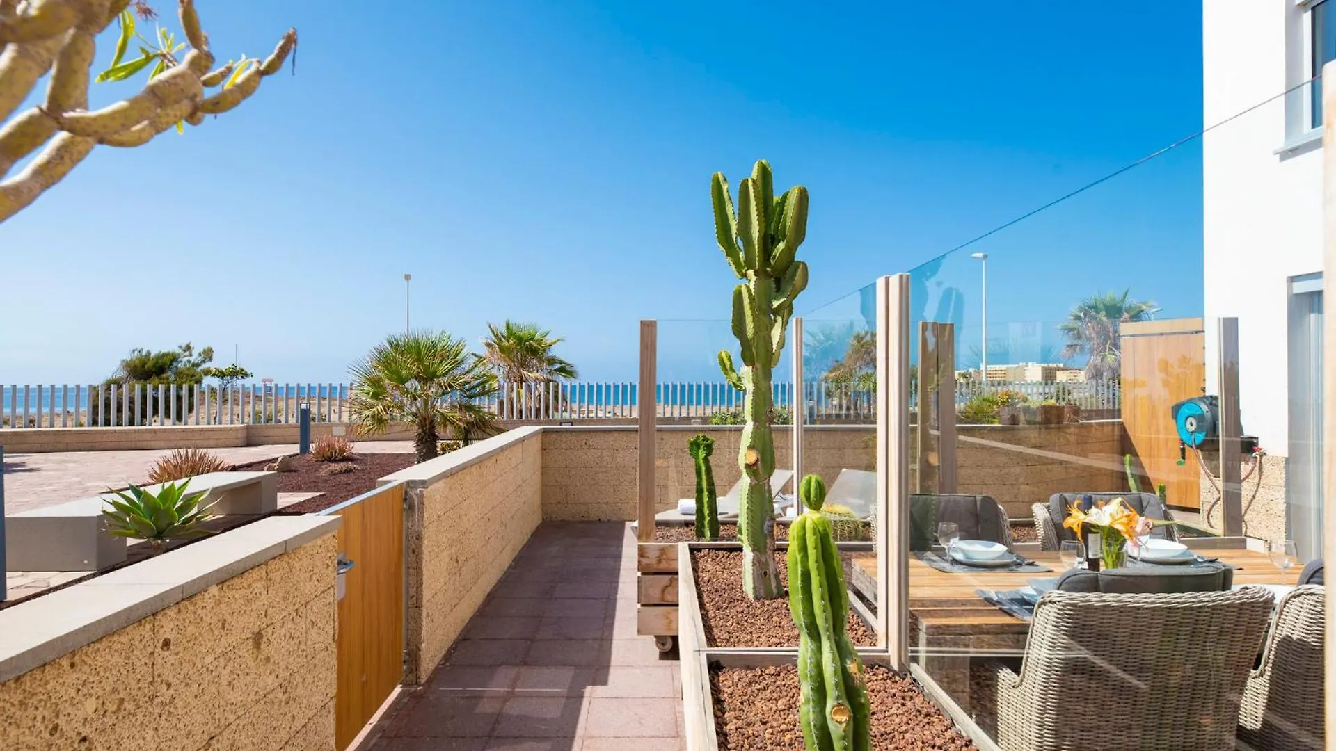 Medano4You Surfers Paradise Beachfront Home El Médano