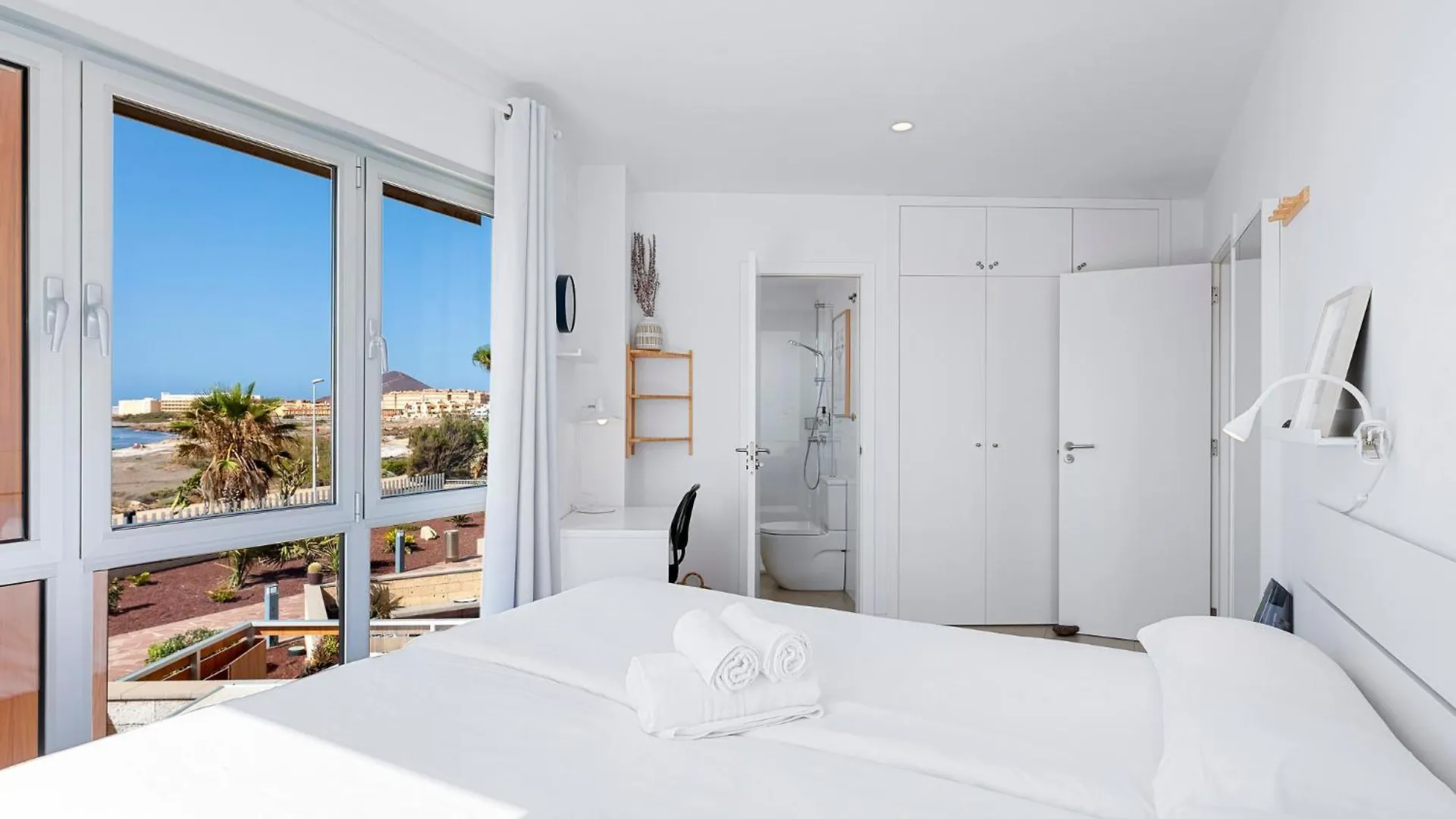 Medano4You Surfers Paradise Beachfront Home El Médano 0*,  Espanha